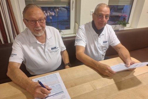 Heinrich Weller (li.) und Henner Janson stehen den Hilfesuchenden bei den Sprechtagen hilfreich zur Seite.