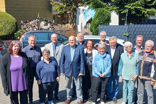 Vorstand und Revisoren