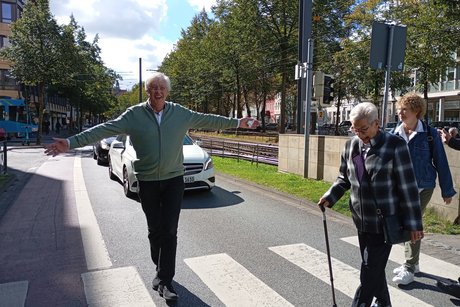 ... der Vorsitzende spielt "Mitgliederlotse".