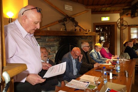 Der Vorstand vom VdK Gevelsberg hatte zu seiner Jahreshauptversammlung eingeladen und freute sich, zahlreiche Mitglieder in der Sportalm Gevelsberg begrüßen zu dürfen.