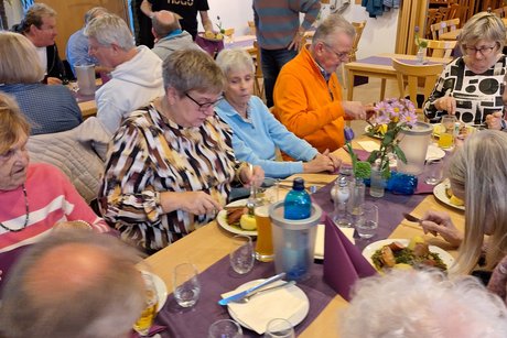 Der Grünkohl wird serviert