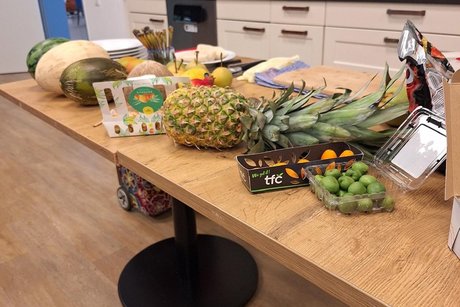 Exotische Fr&uuml;chtchen und Gem&uuml;sesorten.