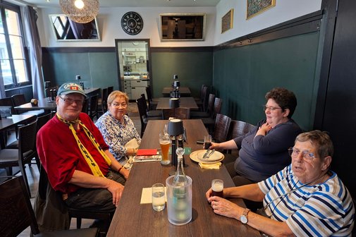 VdK-Mitglieder beim Stammtisch in Flingern