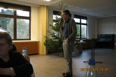 B&uuml;rgermeister Walendsius bei der Begr&uuml;&szlig;ung