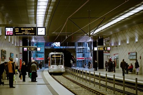 Der VdK Düsseldorf ist Offen für barrierefreie Guthabenkarte der Rheinbahn