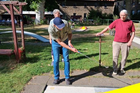 Impressionen vom Grillen und Minigolf