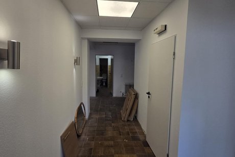 Der Eingangsbereich im neuen B&uuml;ro