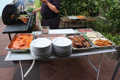 Grillnachmittag vom VdK Ortsverband Borbeck gemeinsam mit dem Ortsverband Altendorf. Verschiedenes für den Grill.