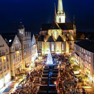 Adventmarkt am Domplatz