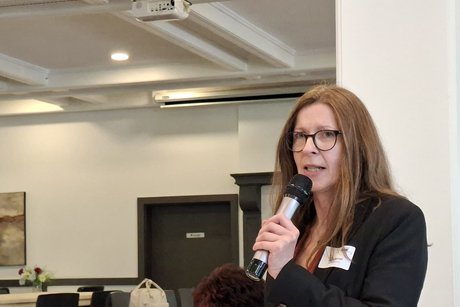 Karin Berner stellte die Arbeit der Kreisgesch&auml;ftsstelle im Jahr 2025 vor