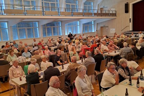 Jahreshauptversammlung im großen Saal der Stadthalle Schmallenberg