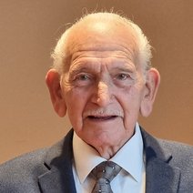 Ehrenvorsitzender
