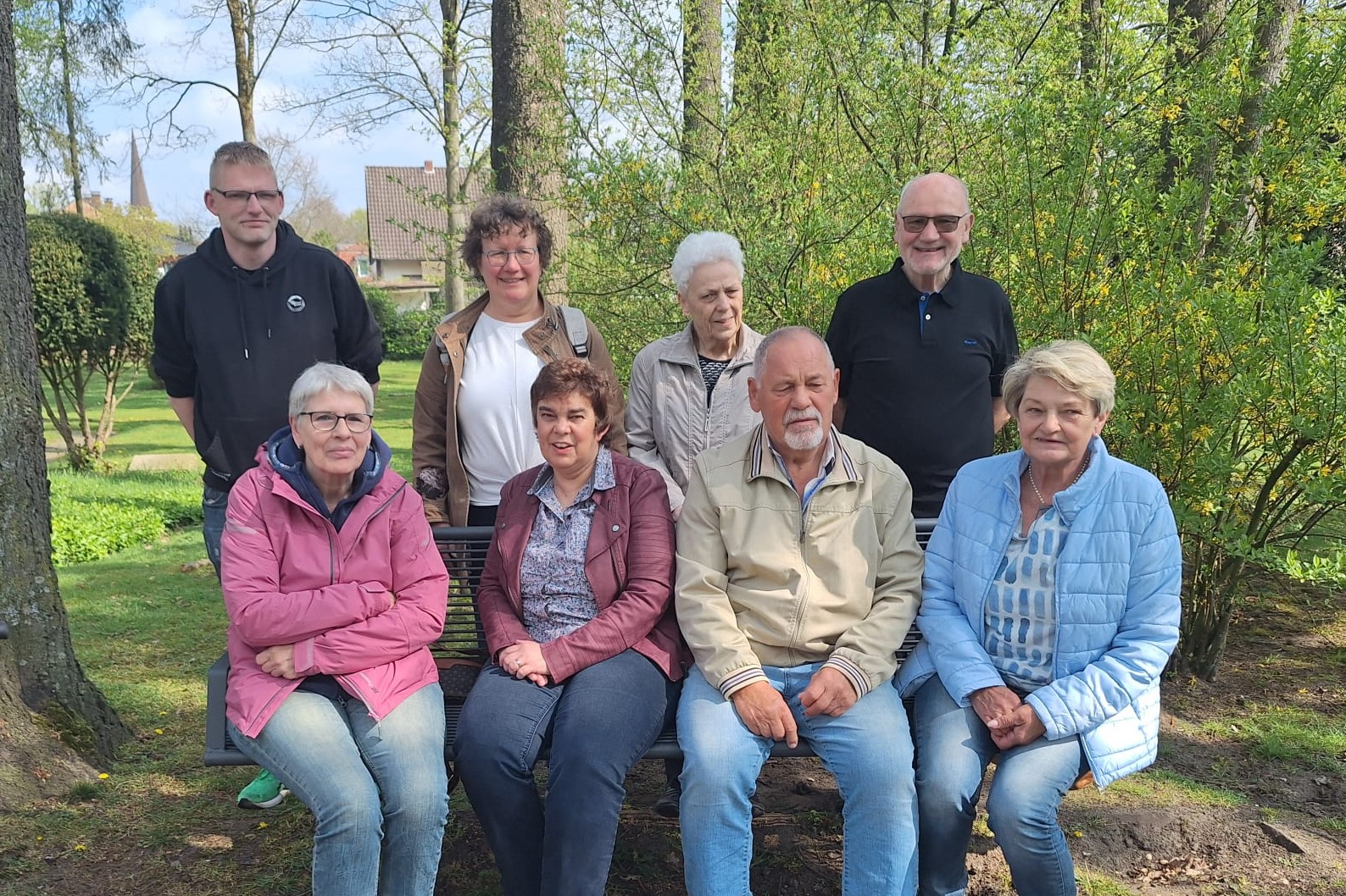 Der 2025 neu gewählte Vorstand des OV Dülmen Der 2025 neu gewählte Vorstand besteht aus 9 Mitgliedern, 1 Mitglied fehlt auf dem Foto