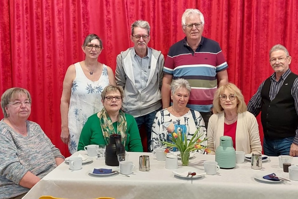 Gruppenfoto des Vorstands des OV Wuppertal SÜD-OST.