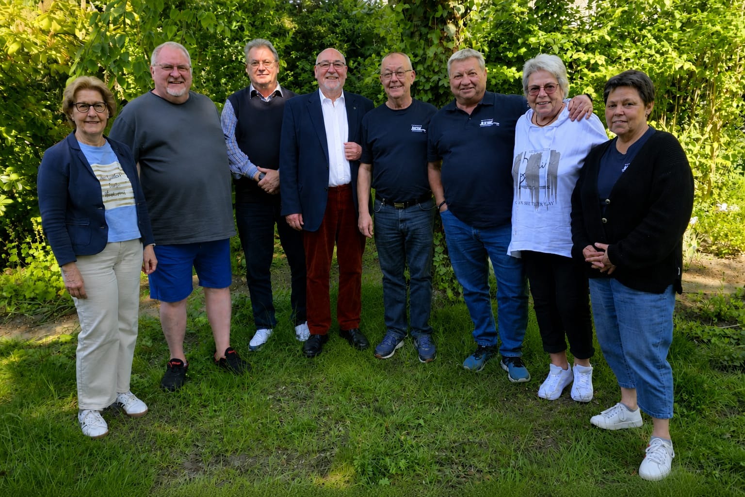 Von links: