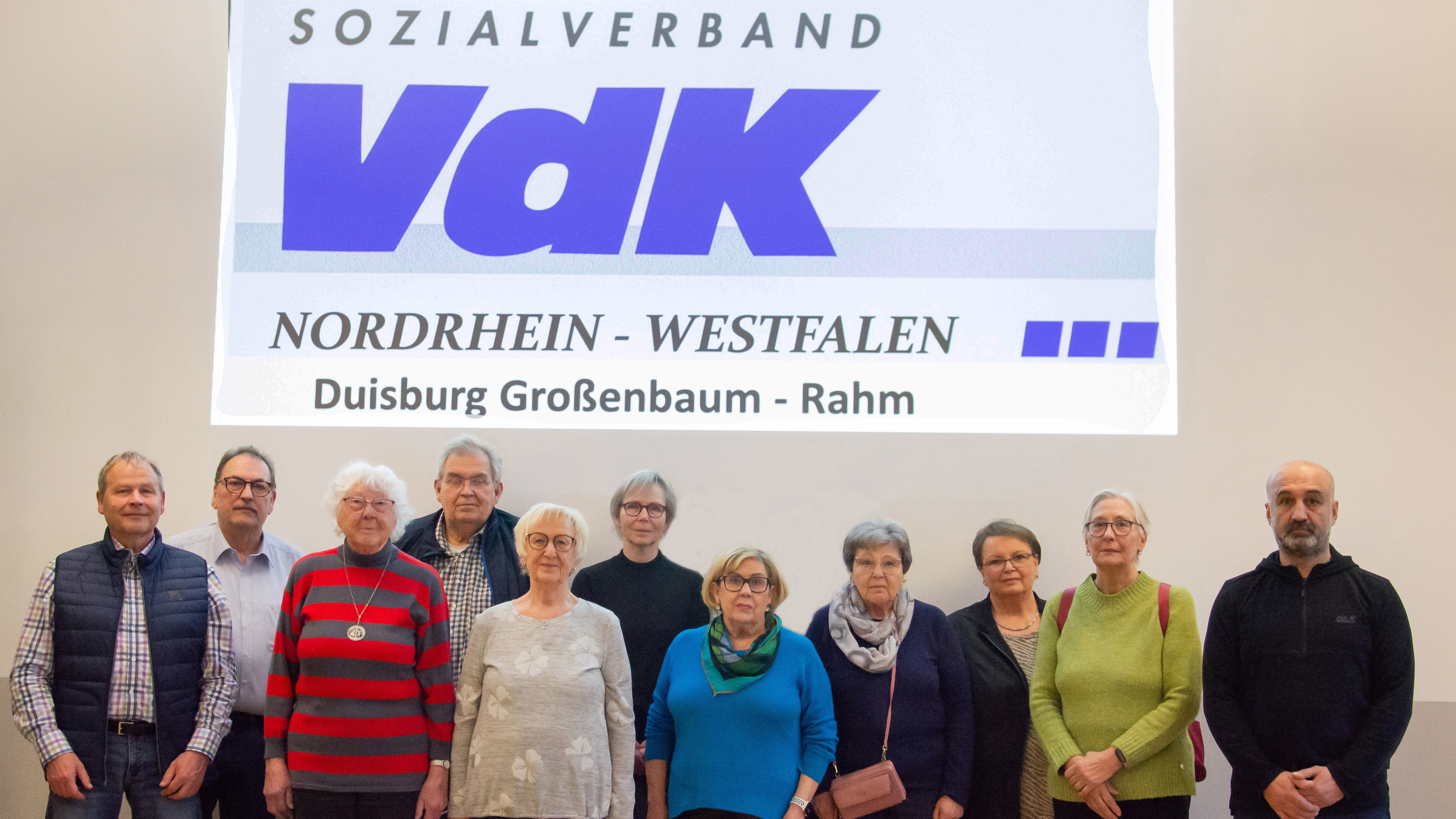 Das Vorstandsteam: Peter Lawatsch, Wolfgang Clemens, Helga Lommertin, Reinhard Wagener, Gabriele Clemens, Magdalene Lawatsch, Marlies Völkel, Elisabeth Backes, Jutta Woog, Roswitha Souren, Metin Gündogdu