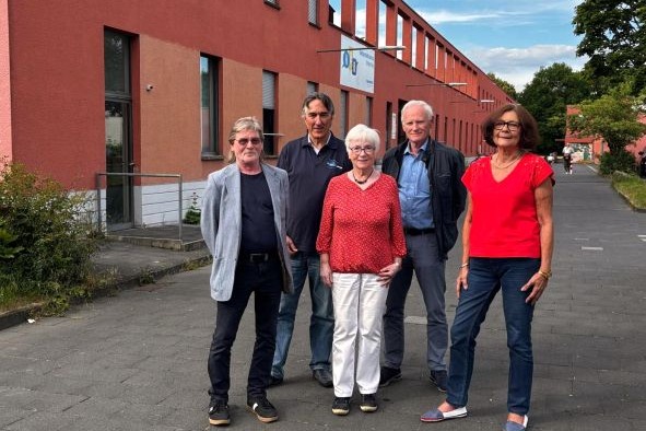 Gesamter Vorstand beim Treffen im Nachbarschaftszentrum Brüser Berg