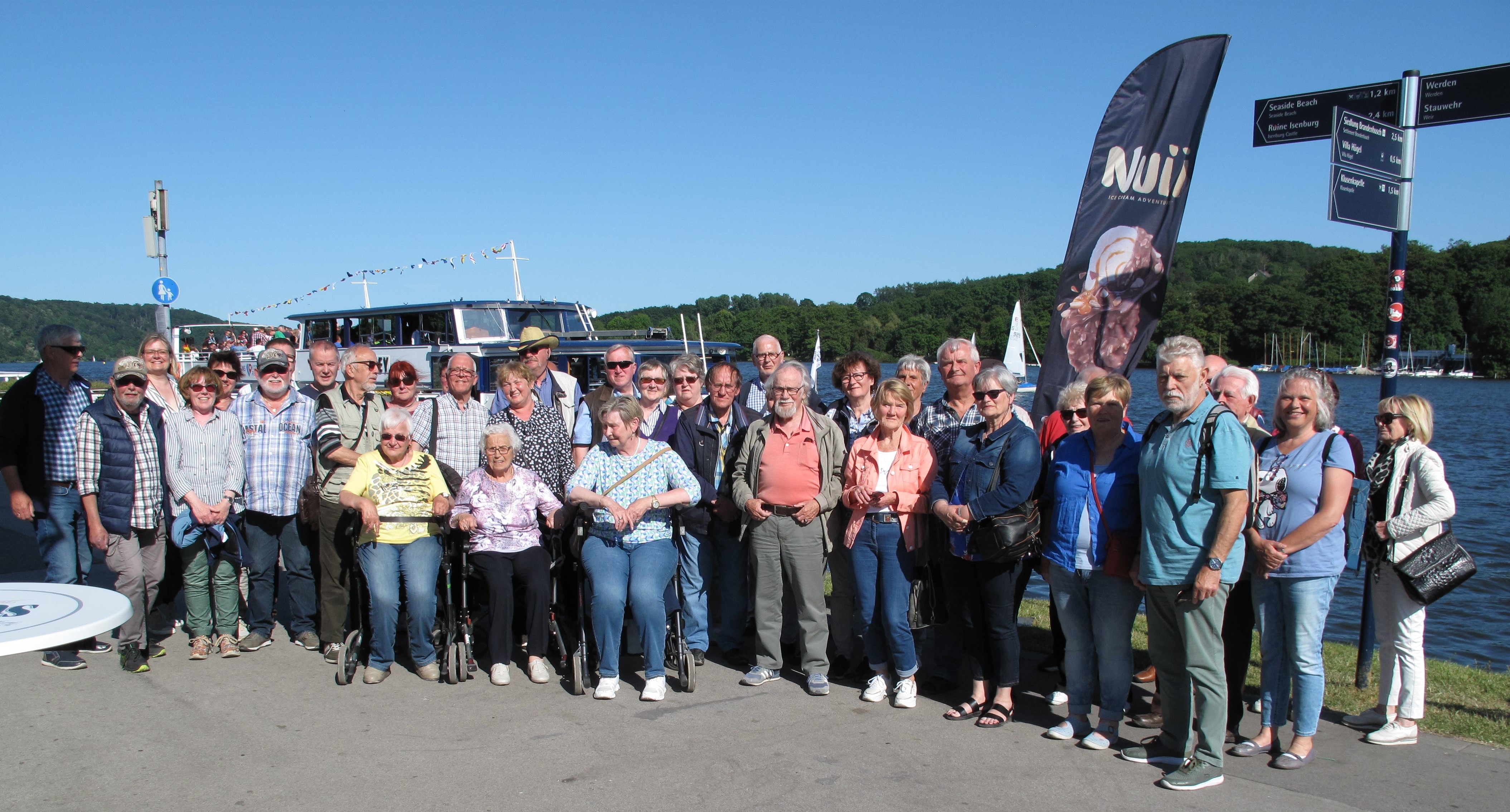 Die Reisegruppe am Baldeneysee