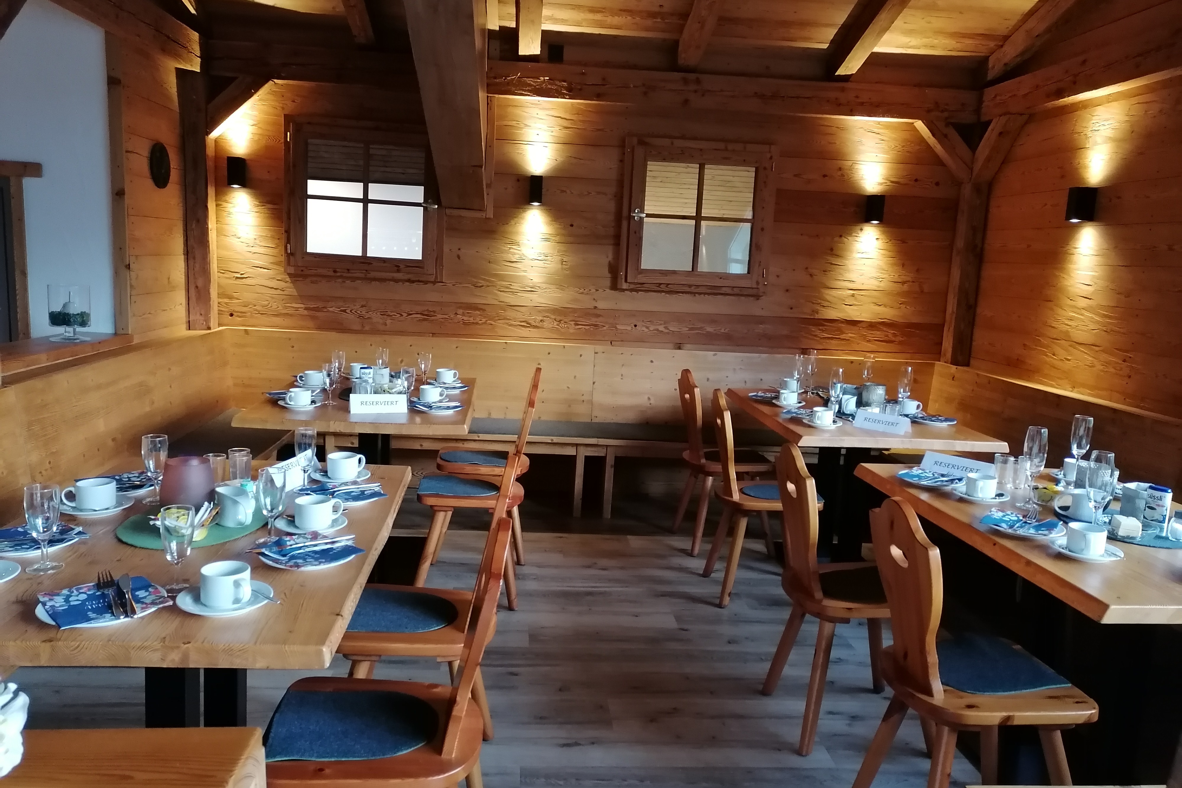 Burchardushütte Burchardushütte, eingedeckte Tische
