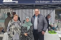 v. r. H. Herrig Notfallseelsorge Emine Kaya, Ingo Schäfer, MdB Infostand