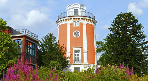 Der Elisenturm im Botanischen Garten