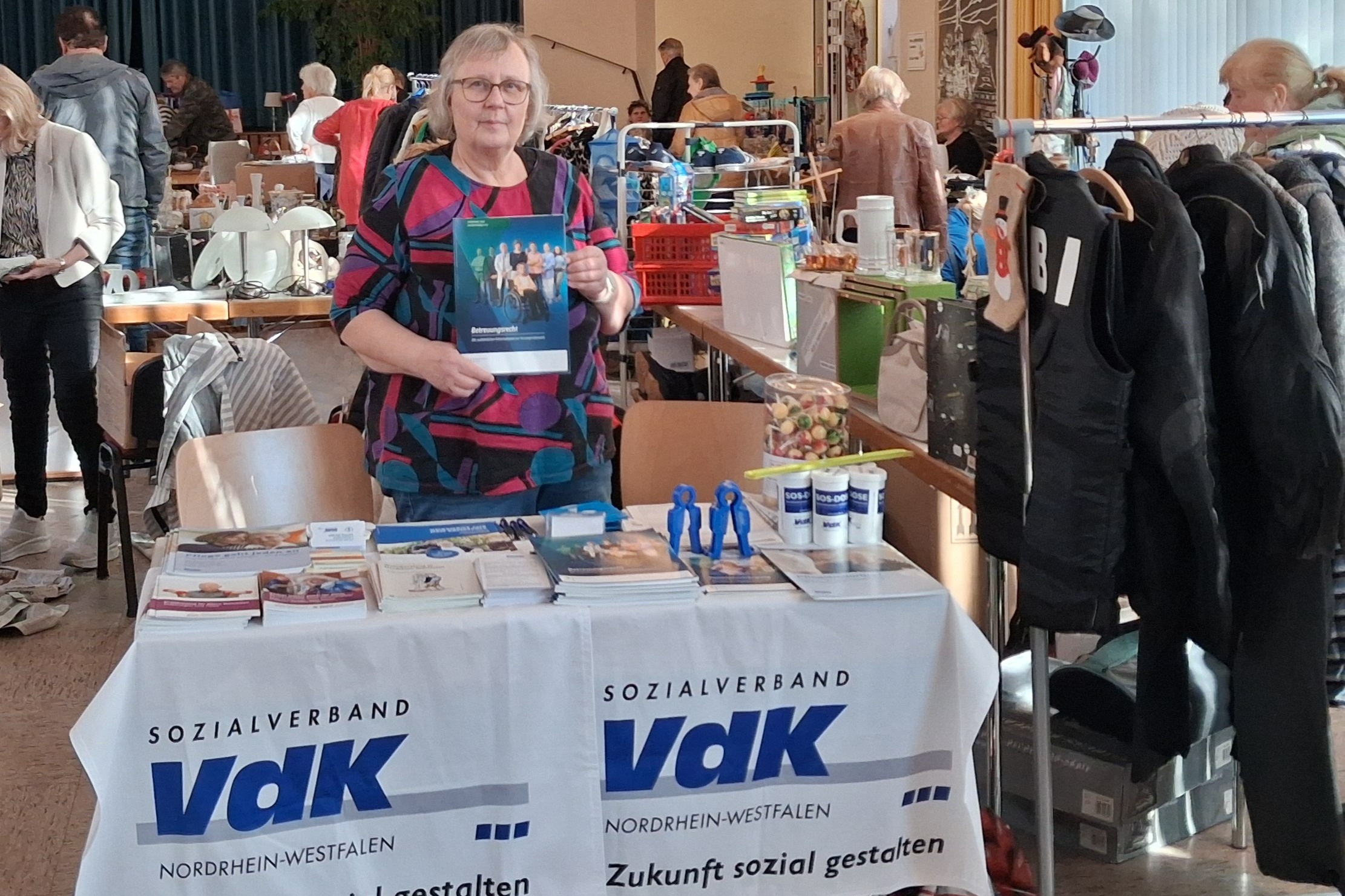 &Ouml;ffentlichkeitsarbeit beim Tr&ouml;delmarkt