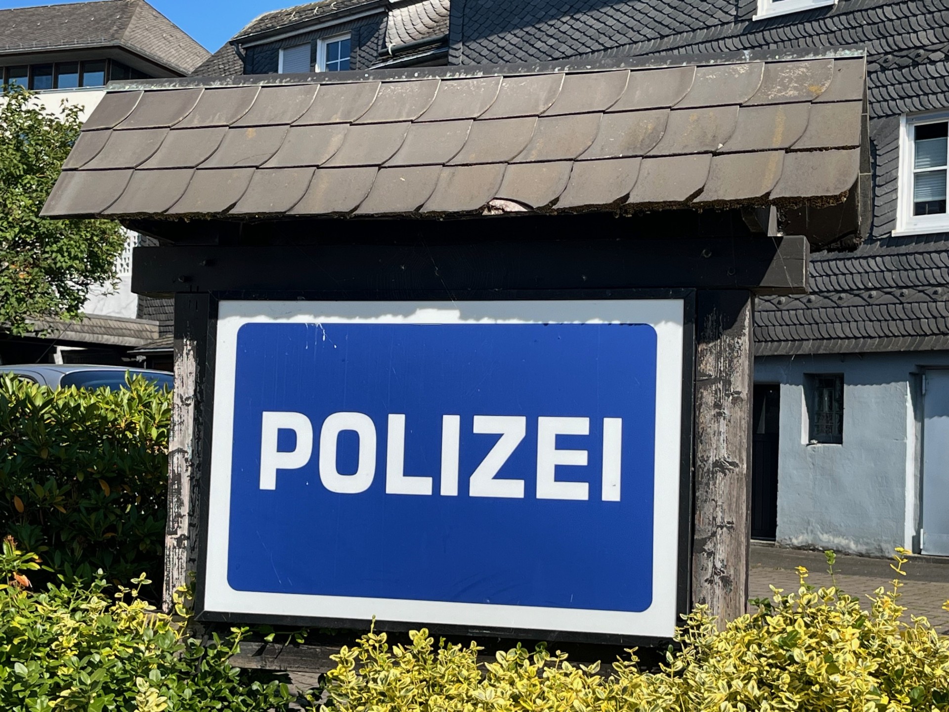 Polizeischild