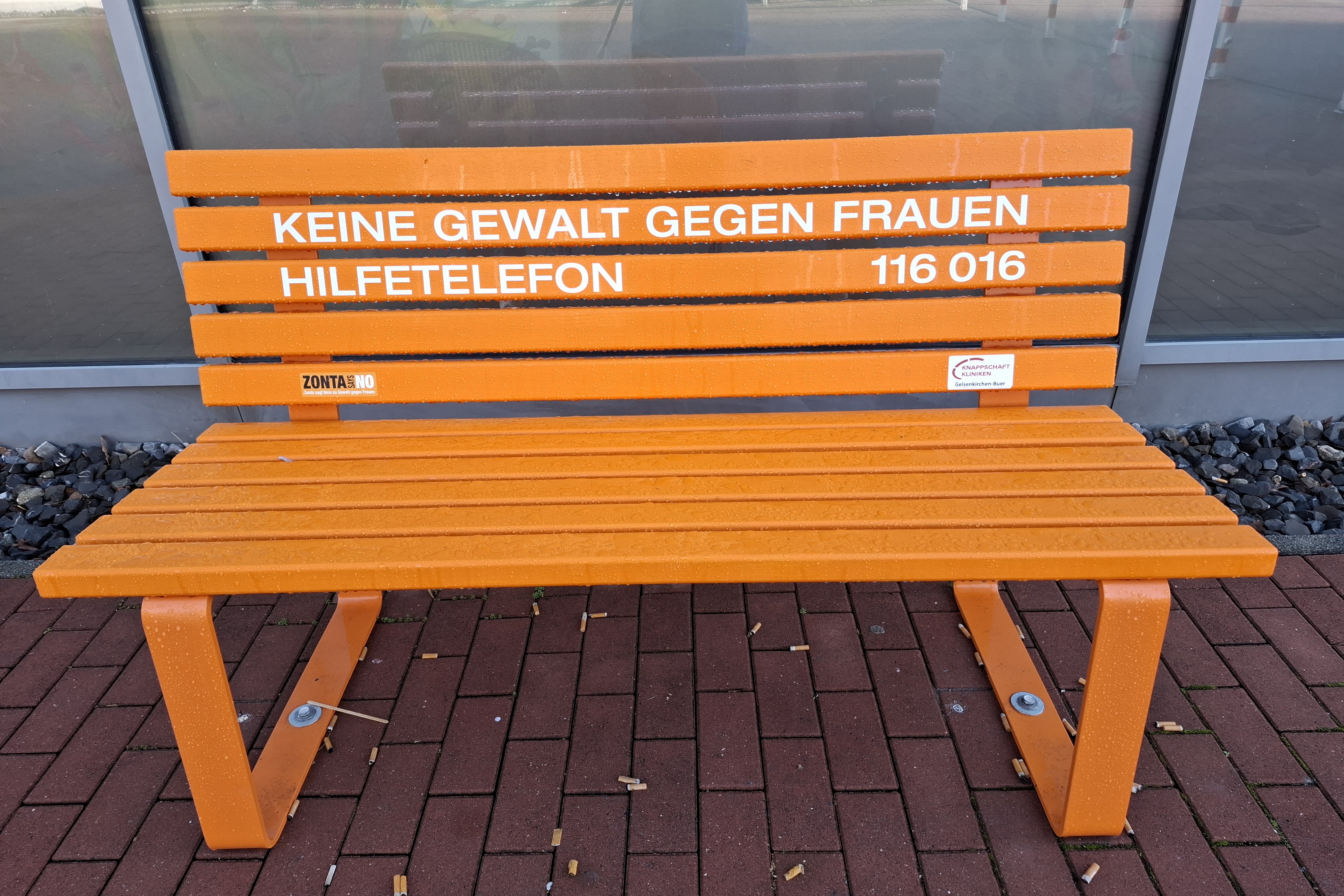 Hilfetelefon orange Bank