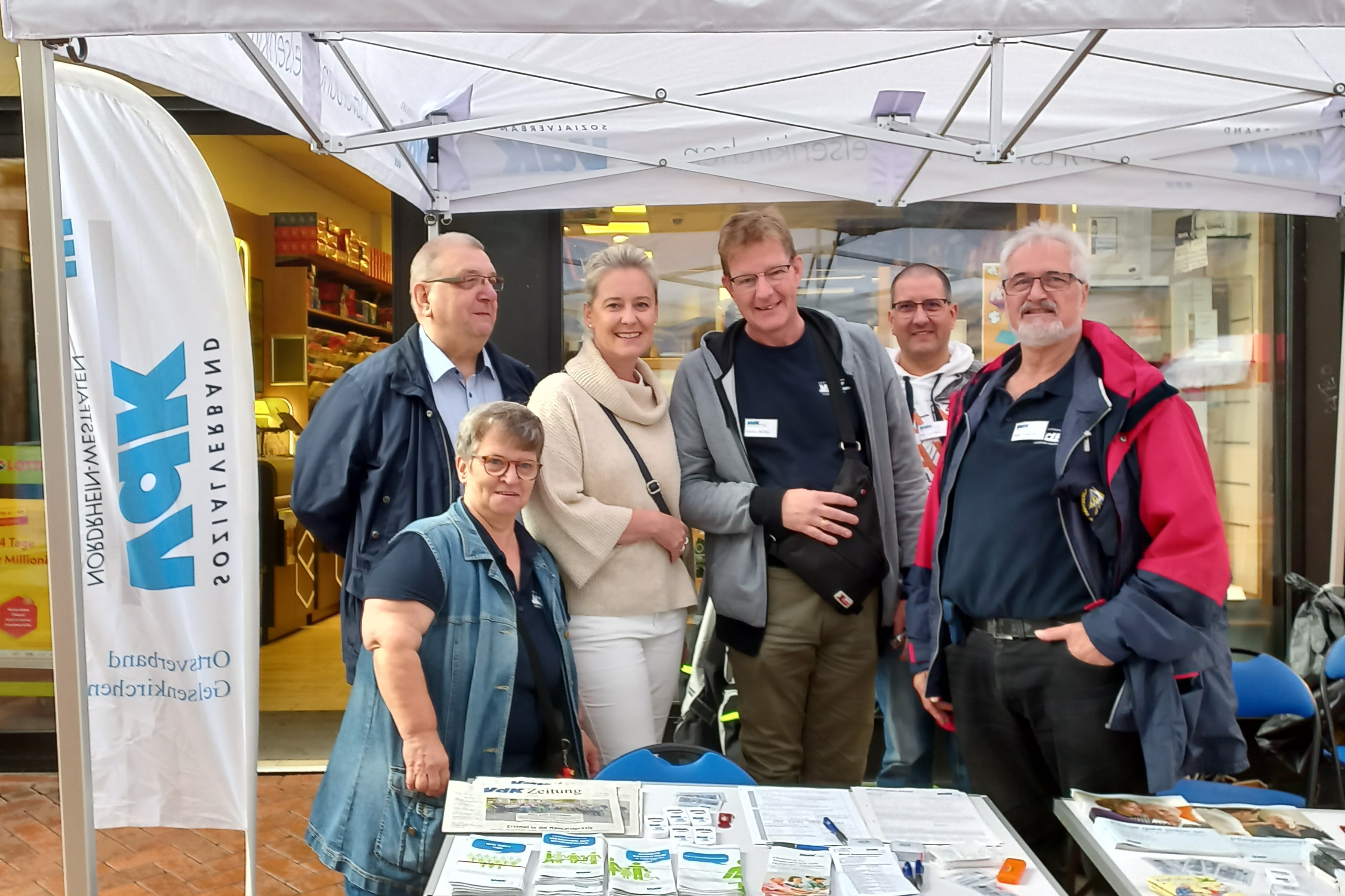 Besuch der Sozialdezernentin Andrea Henze an unserem Stand Besuch