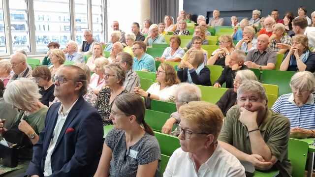 Gut besuchte Veranstaltung. Gut besuchte Veranstaltung.